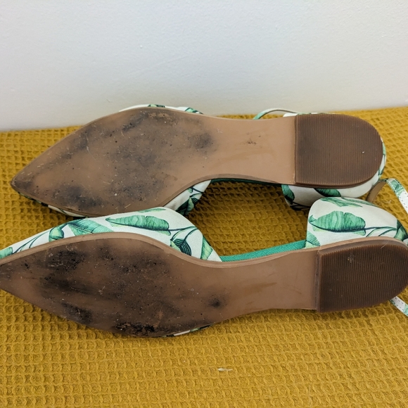 Anthropologie Jasper & Jeera Tropical Print Flats w/Ankle Strap Size 7 - Picture 6 of 9